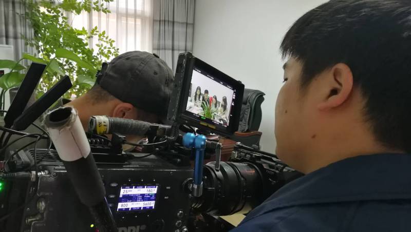 剧本杀式体验：巴中广告片拍摄公司构建沉浸式消费决策路径