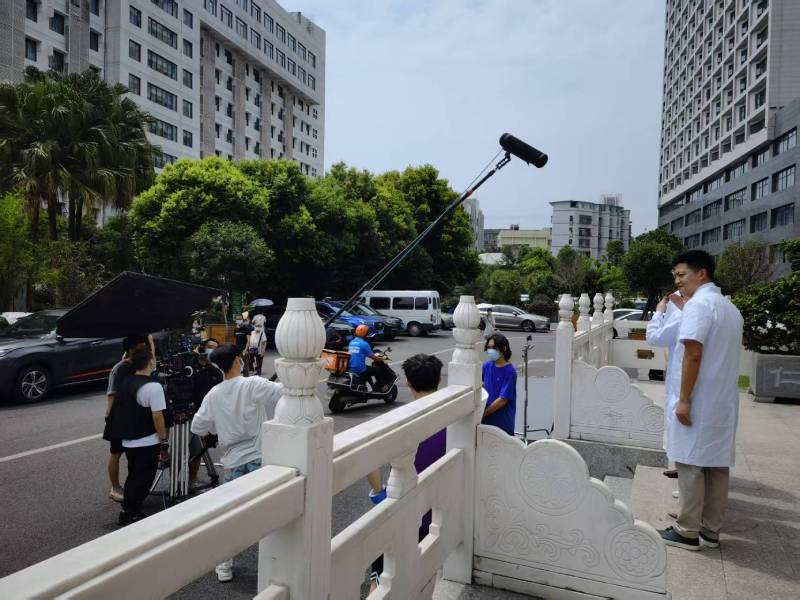 巴中广告片拍摄公司低成本实现高规格制作的诀窍